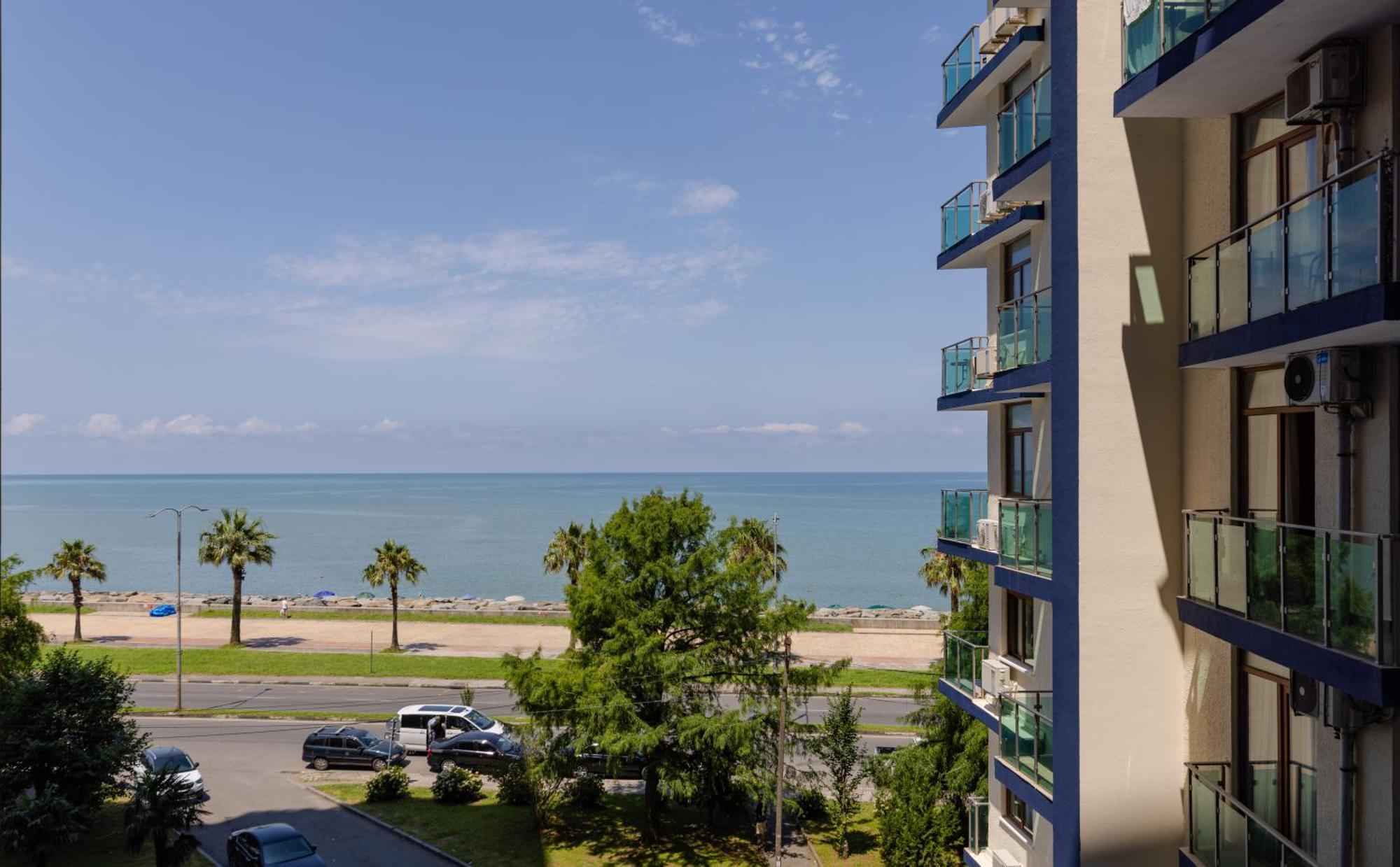 Aqua Batumi Hotel & Apartments Esterno foto